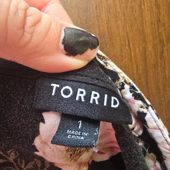 Women's Plus Flower Blouse Torrid Size 1 (14) - Picture 5 of 5